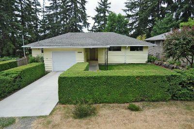 Property Photo:  13303 23rd Place NE  WA 98125 