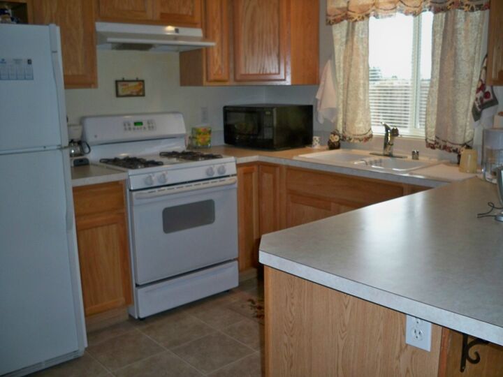 Property Photo:  9832 Greenleaf Lp SE  WA 98597 