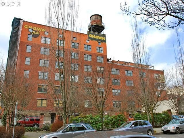 Property Photo:  416 NW 13th Ave 315  OR 97209 
