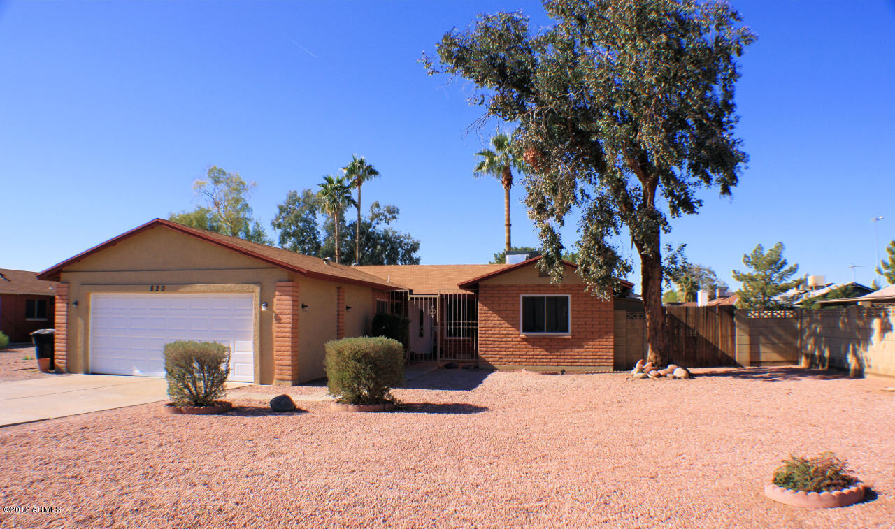 Property Photo:  820 S 34th Street  AZ 85204 