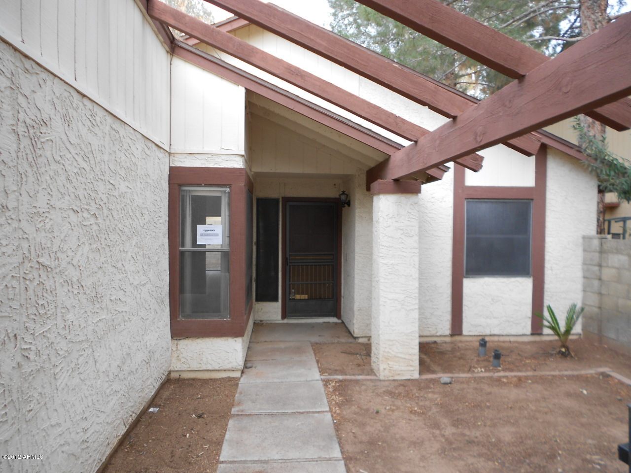 Property Photo:  1835 S Yucca --  AZ 85202 