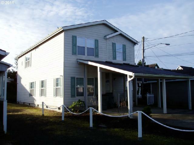 Property Photo: 325 4th Ave OR 97138