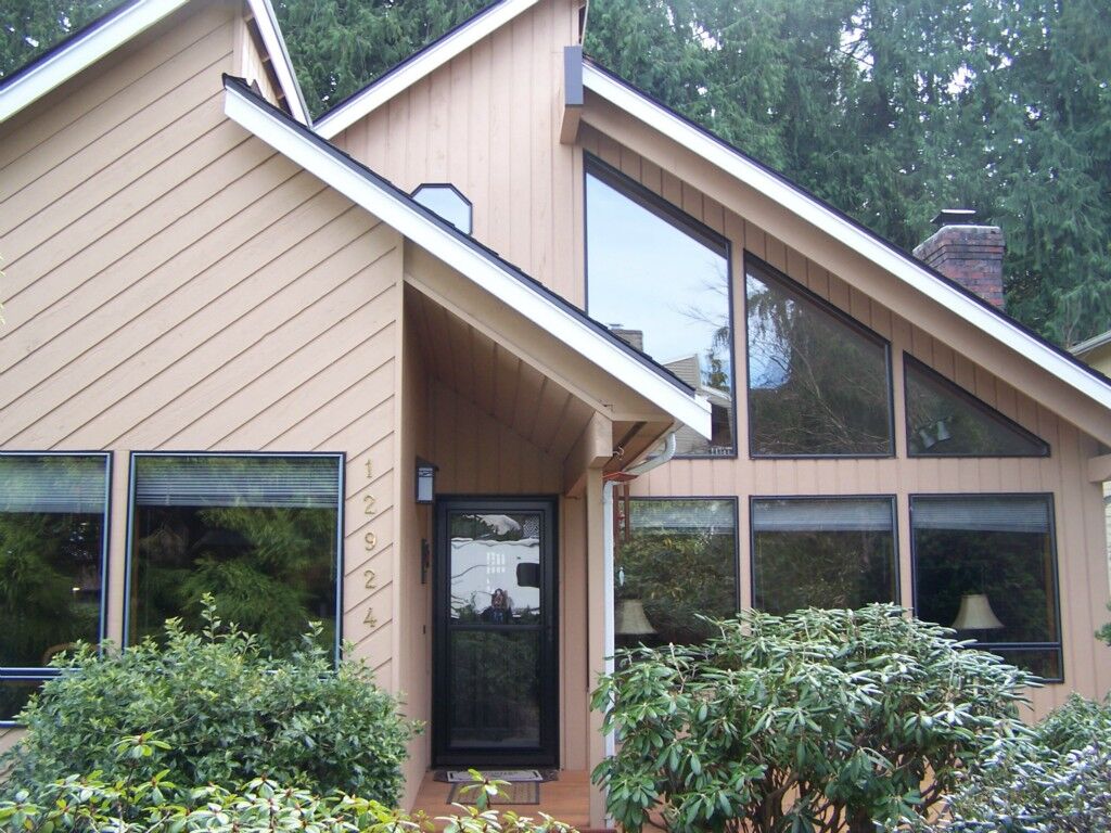 Property Photo: 12924 79th Place SE WA 98290