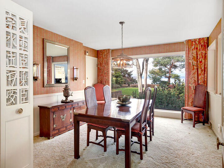 Property Photo: 2111 Sunset Ave SW WA 98116