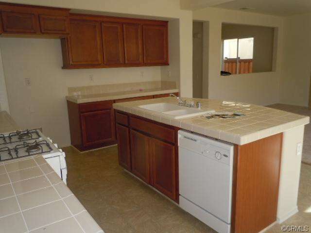 Property Photo: 25971 Calle Ensenada CA 92551