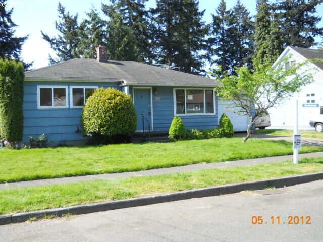 10450 SE Center St  Portland OR 97266 photo