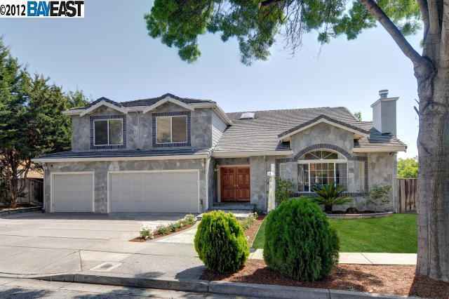 Property Photo:  40883 Gaucho Way  CA 94539-3829 