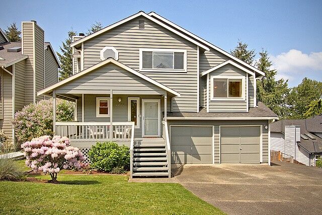 Property Photo: 6927 119th Place SE WA 98056