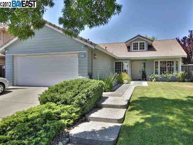 Property Photo:  4415 Doane St  CA 94538-6632 