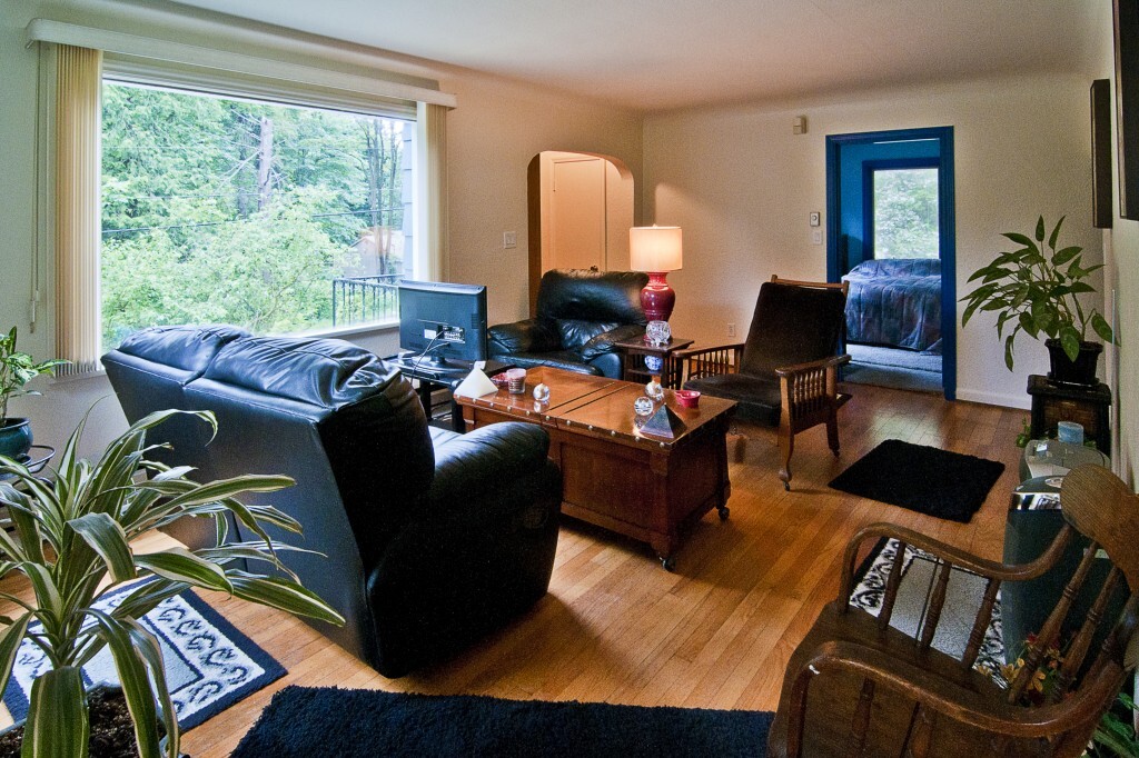 Property Photo: 19727 Locust Wy WA 98036