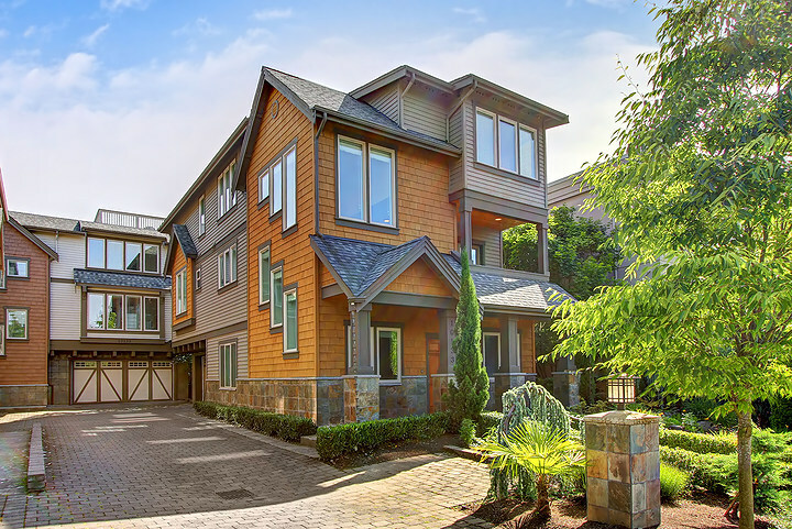 Property Photo: 10133 NE 62nd St WA 98033