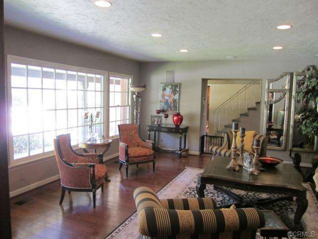 Property Photo:  2824 La Loma Place  CA 92503 