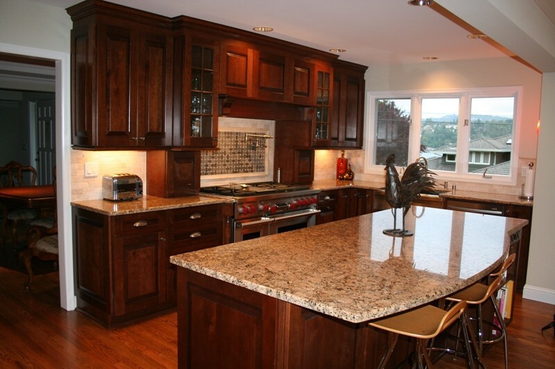 Property Photo: 6929 96th Ave SE WA 98040