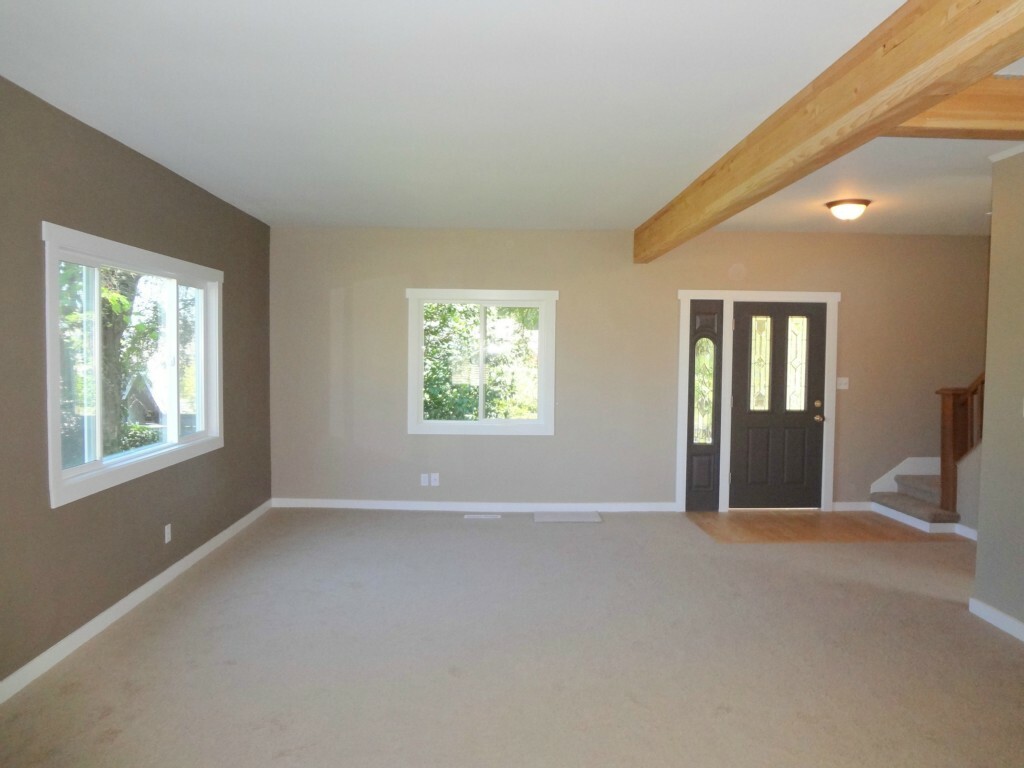 Property Photo:  2510 9th St SW  WA 98373 