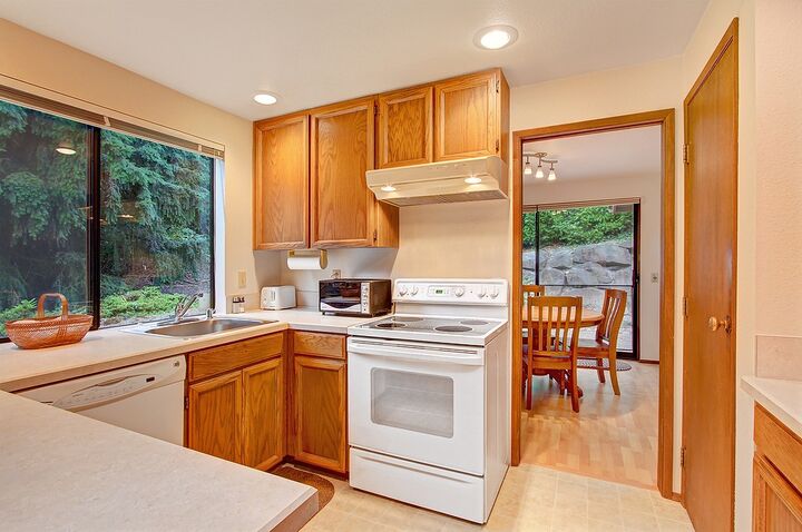 Property Photo:  6001 158th Wy NE  WA 98052 