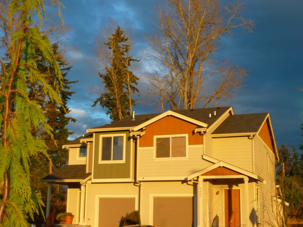 Property Photo:  4220 82nd Ave NE  WA 98270 