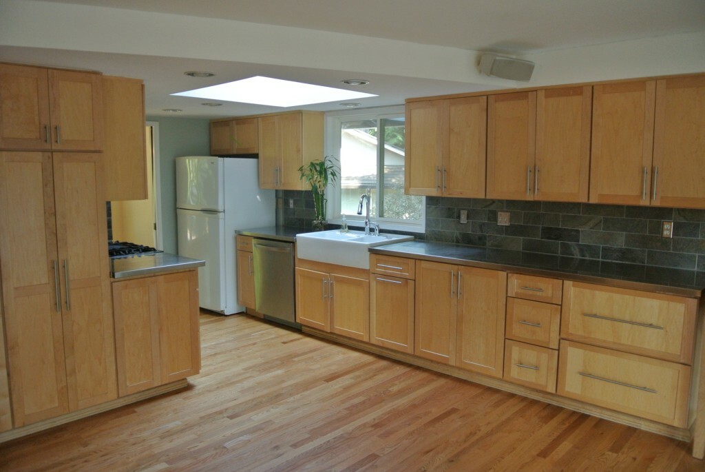 Property Photo: 7230 87th Ave SE WA 98040