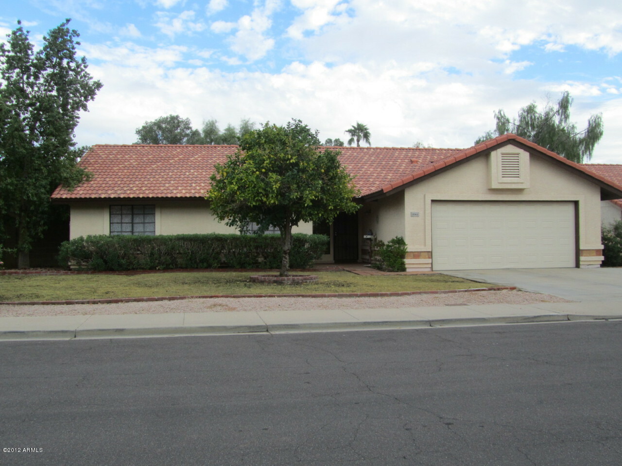 Property Photo: 1043 N Abner -- AZ 85205