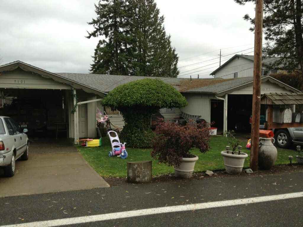 Property Photo:  9101 Corbin Dr  WA 98204 