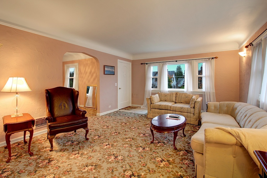Property Photo: 1405 Lombard Avenue WA 98201