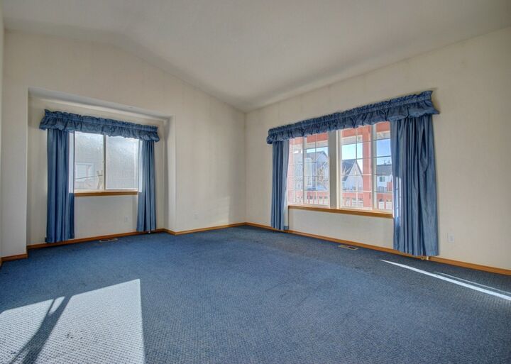 Property Photo:  724 SW Orcas St  WA 98277 