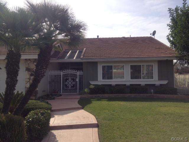 Property Photo:  5319 Vista Montana  CA 92886 