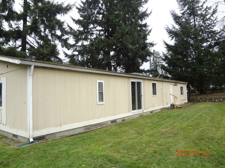 Property Photo: 19010 82nd Ave E WA 98375