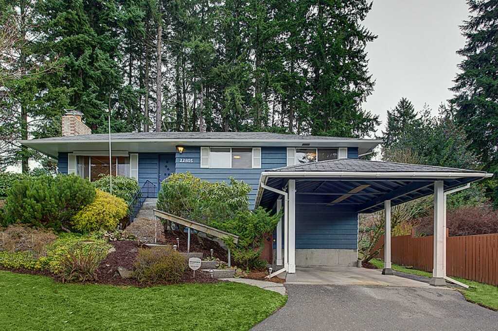 Property Photo:  22805 66th Ave W  WA 98043 