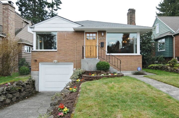 6529 44th Ave NE  Seattle WA 98115 photo