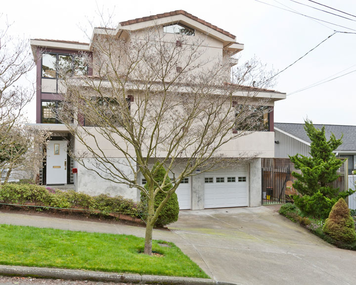 Property Photo: 125 NW 48th St WA 98107