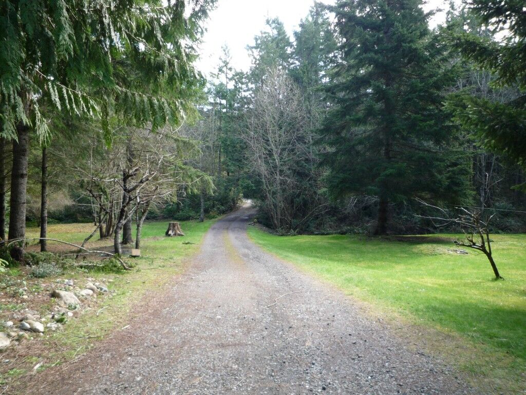 Property Photo: 19771 Noll Rd NE WA 98370