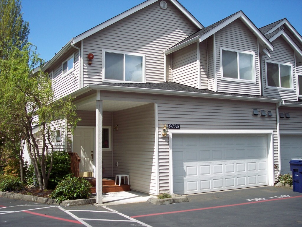 Property Photo:  9735 26th Ave SW 401  WA 98106 