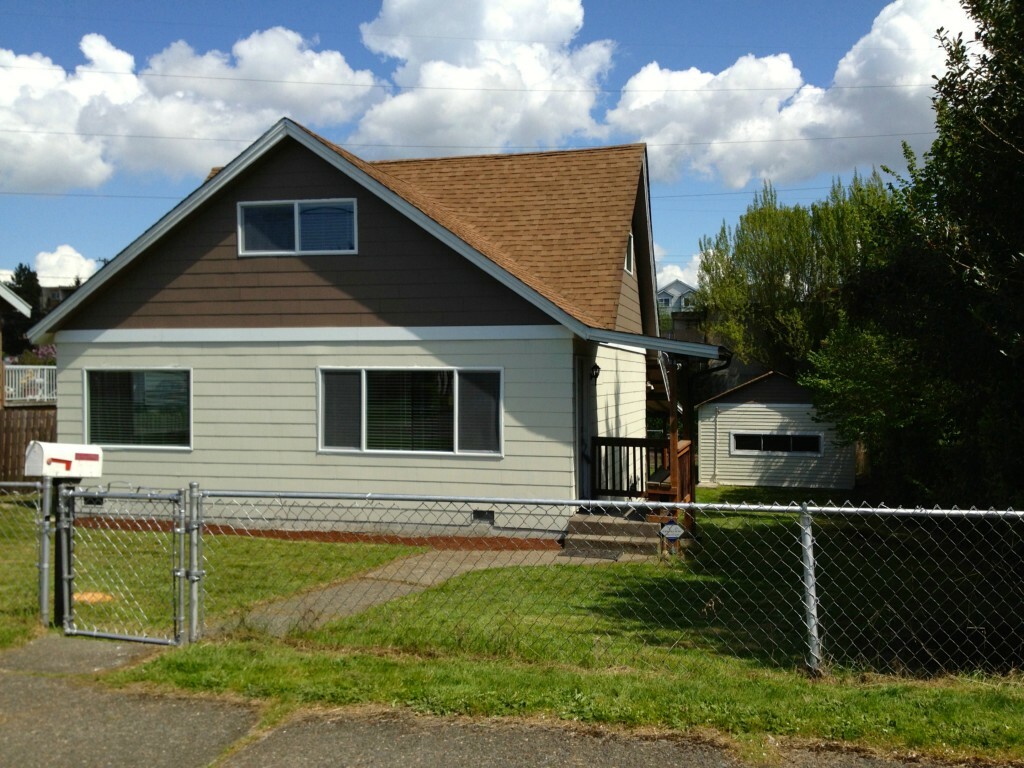 Property Photo:  9034 21st Ave SW  WA 98106 