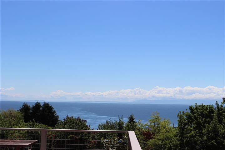 Property Photo:  31 Clipper Wy  WA 98250 
