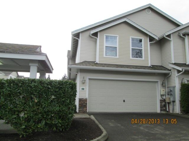 Property Photo: 15611 18th Ave W D1 WA 98087