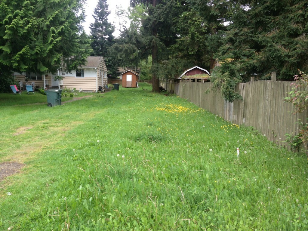 Property Photo: 6213 NE 198th St WA 98028