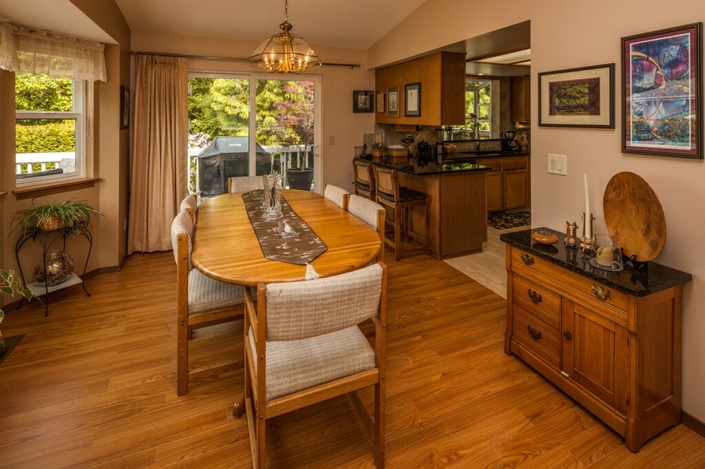Property Photo: 5861 Shannon Ave WA 98248