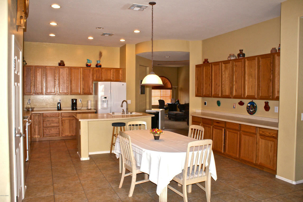 Property Photo:  6231 S Legend Court  AZ 85298 