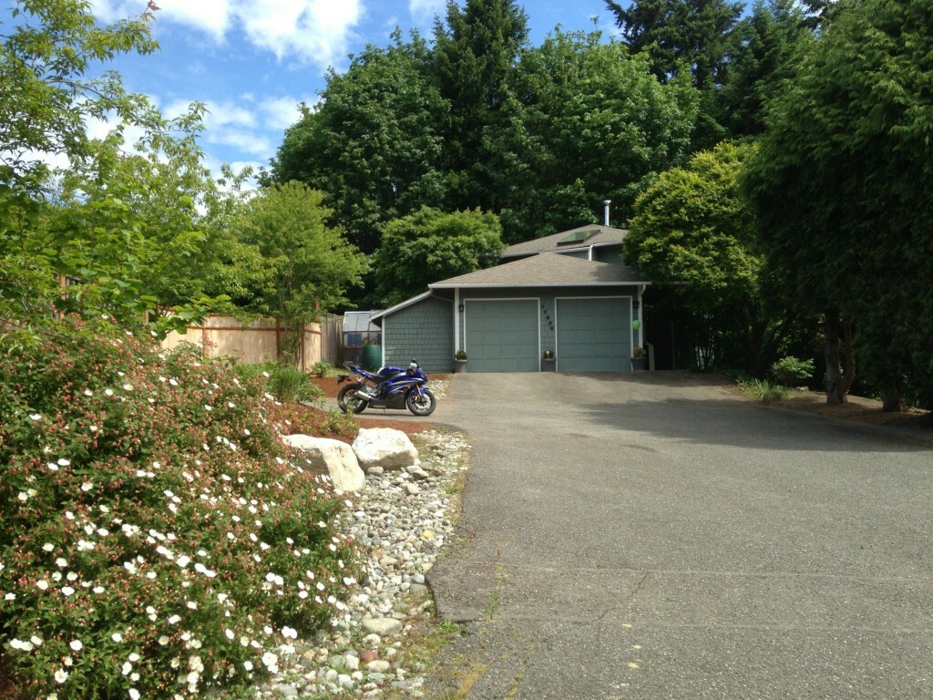 Property Photo:  17509 NE 4th Place  WA 98008 