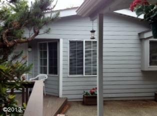 Property Photo: 305 Seagrove Loop OR 97367