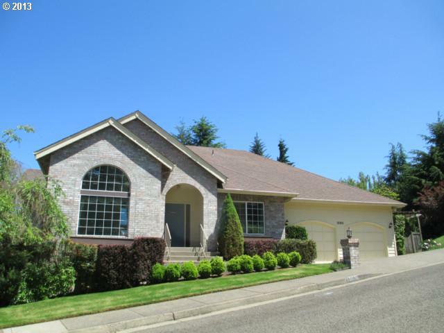 Property Photo: 3063 Solomon Loop OR 97405