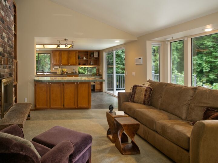Property Photo:  3233 NE 195th St  WA 98155 