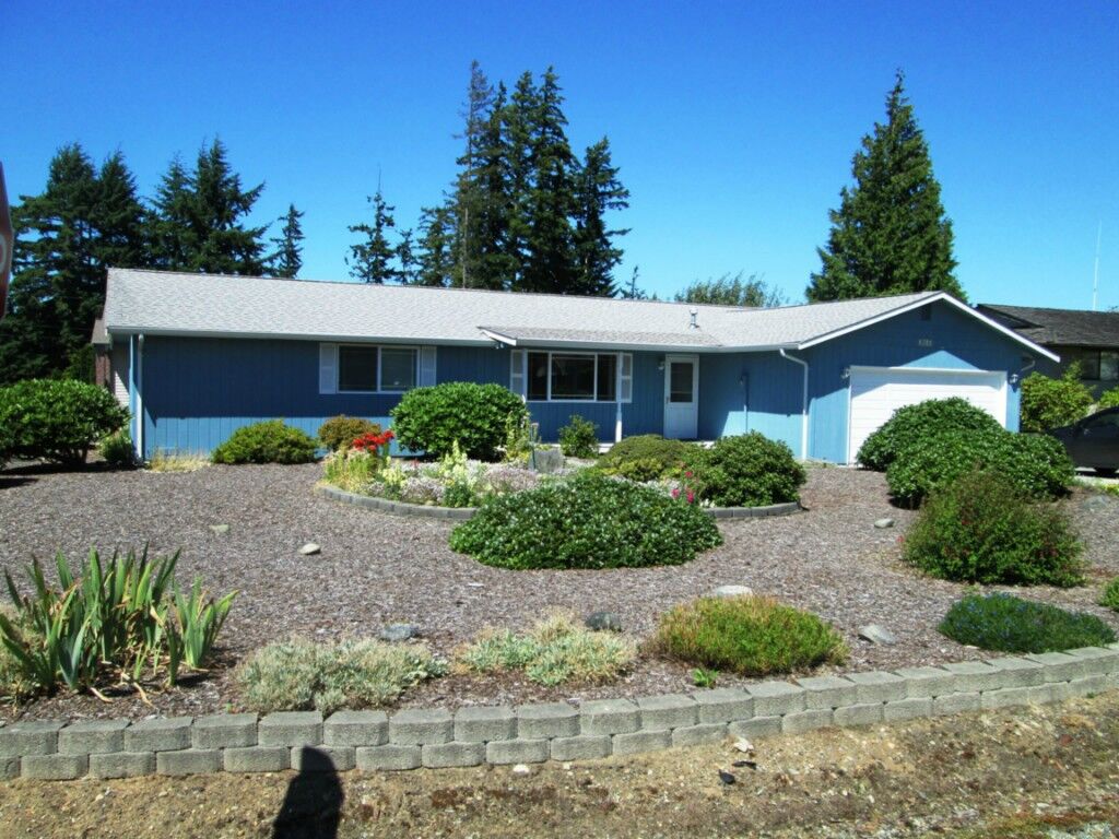 Property Photo:  265 Meadow Drive  WA 98282 
