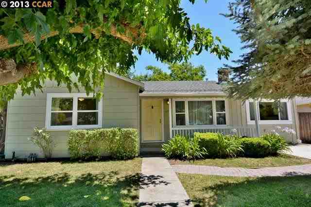 Property Photo: 414 Bridge Rd CA 94595-1325