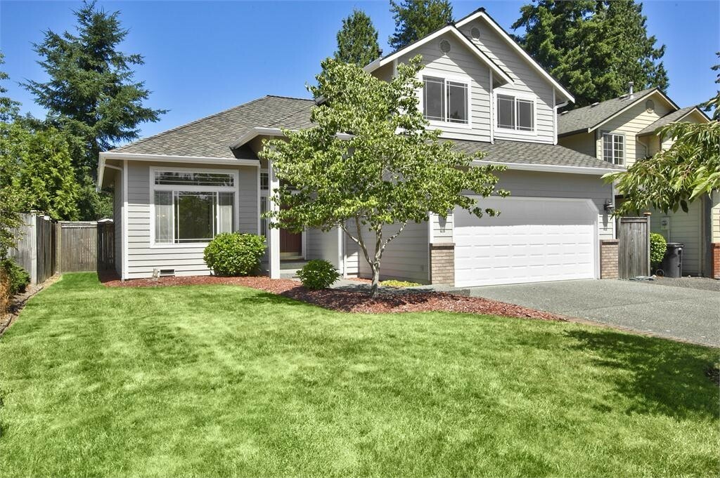 Property Photo:  3005 140th Place SE  WA 98012 