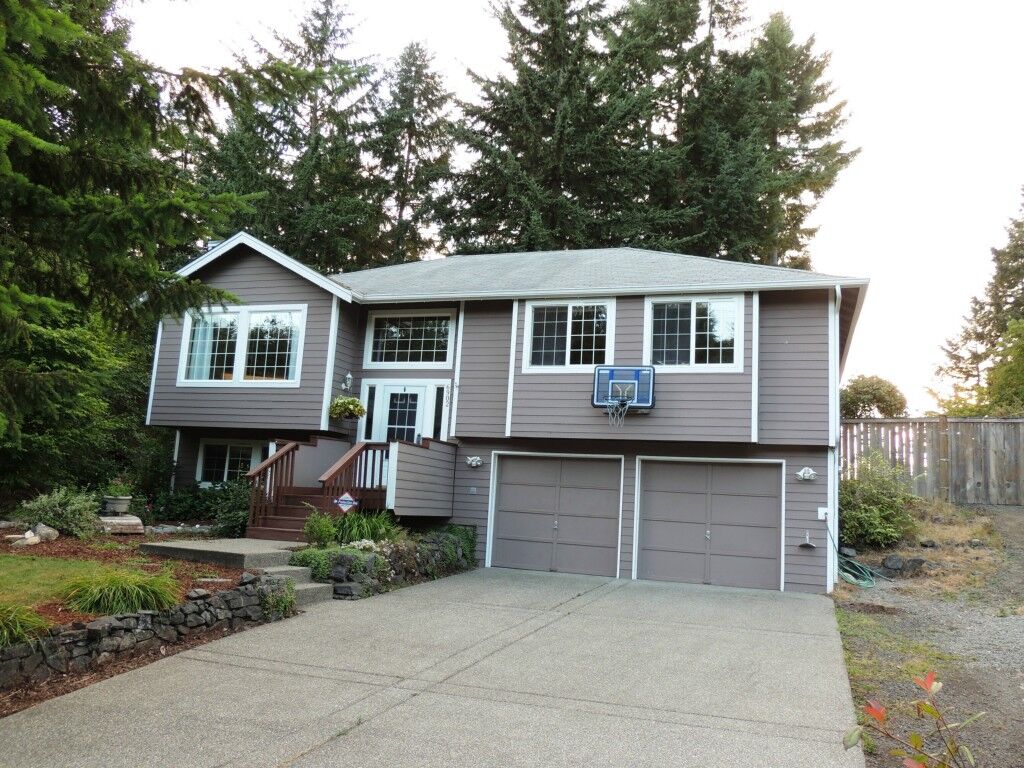 Property Photo: 6902 81st Ave NW WA 98335
