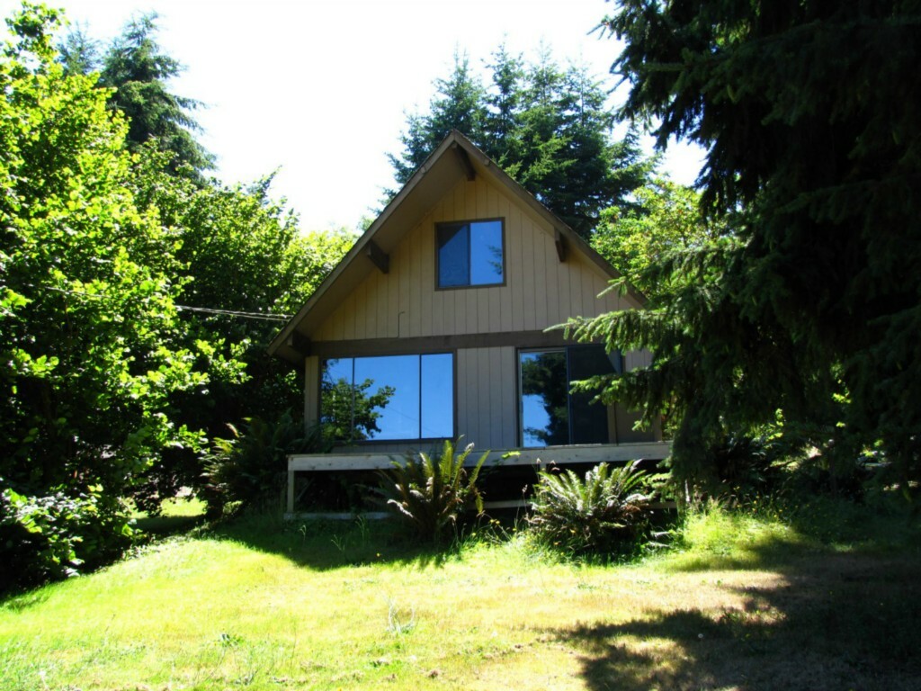 Property Photo: 174 Ludlow Bay Rd WA 98365