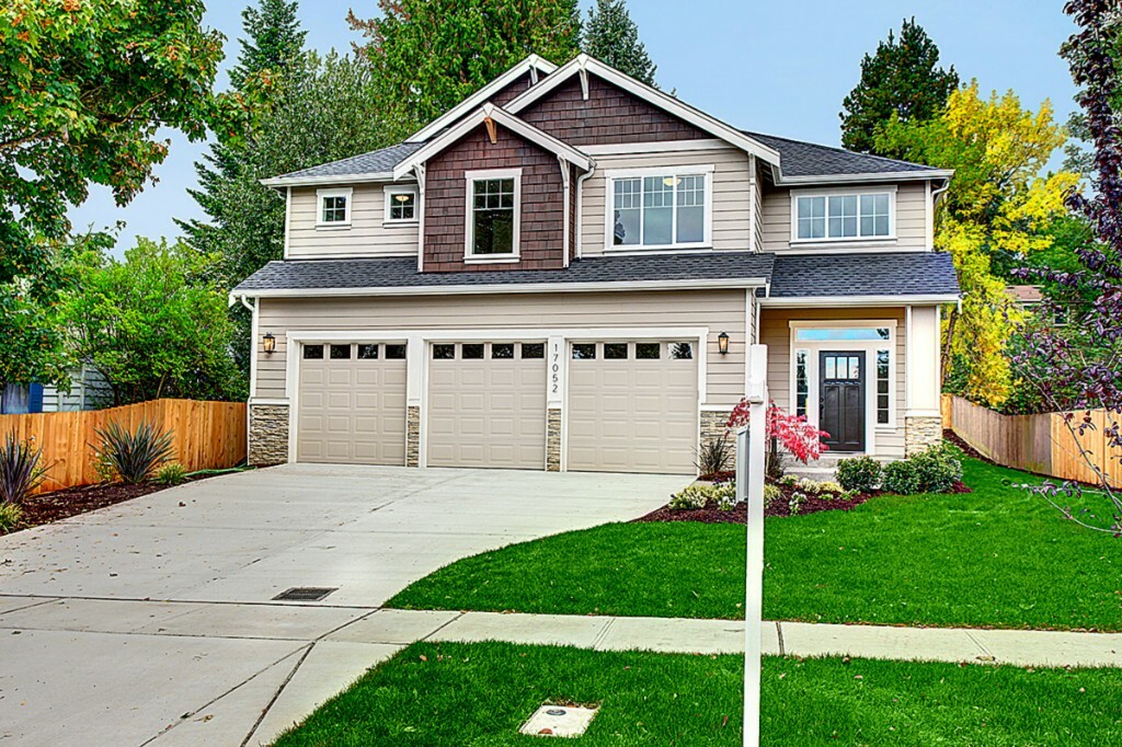 Property Photo:  17052 2nd Ave NE  WA 98155 