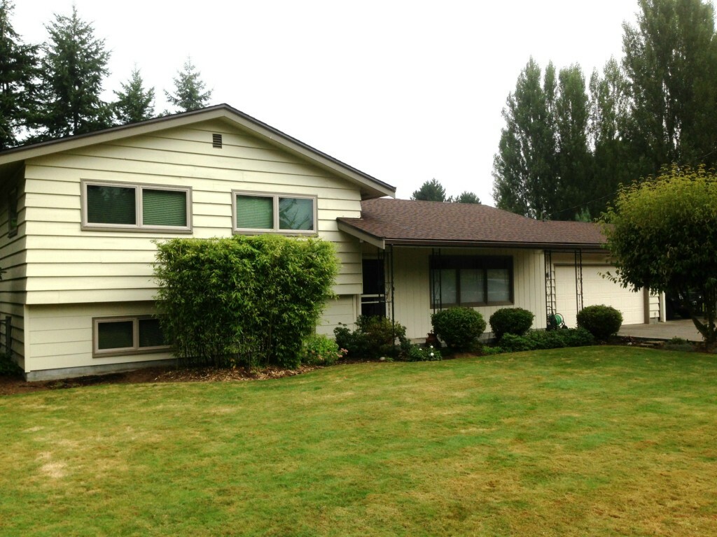 Property Photo:  1148 W Axton Rd  WA 98248 