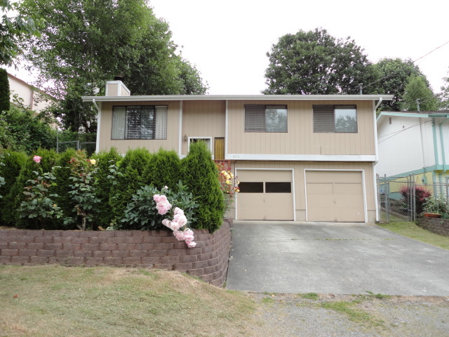 Property Photo: 6712 23rd Ave SW WA 98106